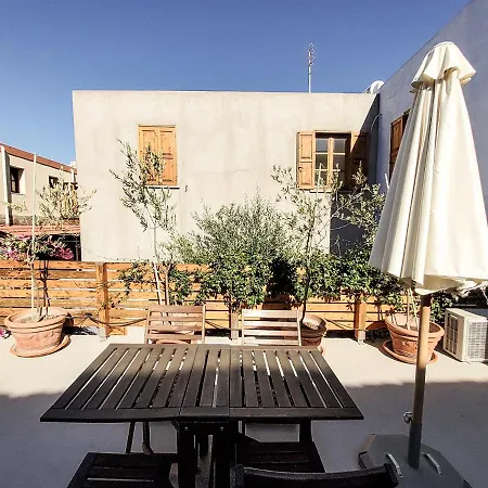 圣乔治公寓酒店 * Rhodes City
